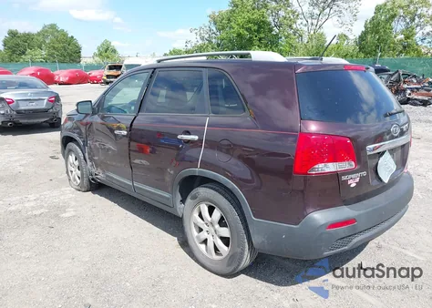 2011 Kia Sorento Lx z USA, uszkodzony, nr VIN 5XYKT3A13BG083476
